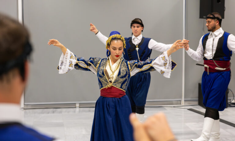 Online| Εισαγωγή σε γυναικείους αυτοσχεδιασμούς – Μεσαίο
